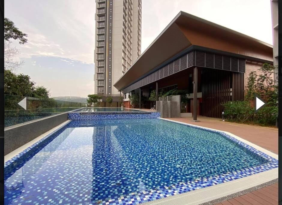 The Clio 2 Residences: Putrajaya Hub Near IOI City Mall Exterior photo